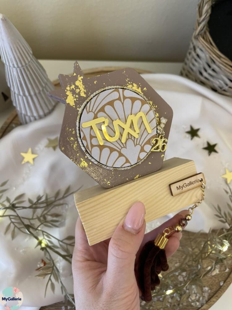 Brown Xmas-Ξύλινο διακοσμητικό πολυγωνικό ρόδι με ευχές