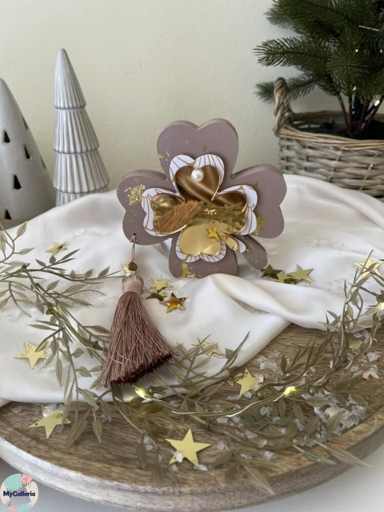 Brown Xmas-Ξύλινο διακοσμητικό τριφύλι με ευχές